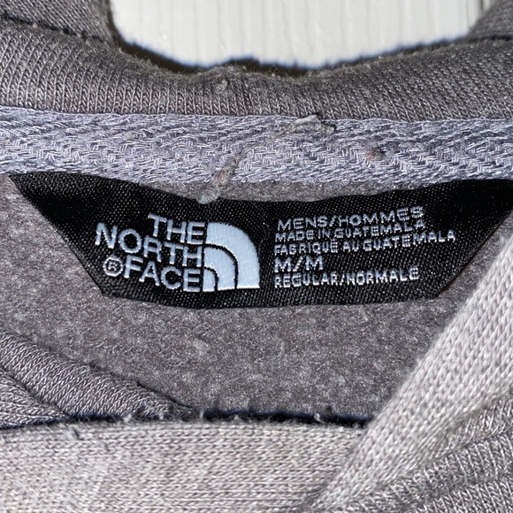 The North Face Men’s Medium. With hood. - Picture 8 of 8